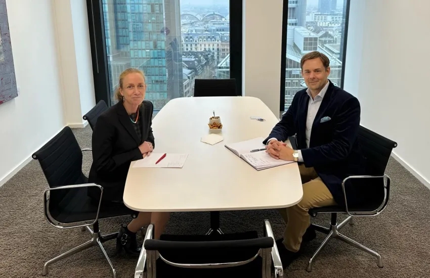 Dr. Britta Giesen mit Dr. Marco Henry Neumueller