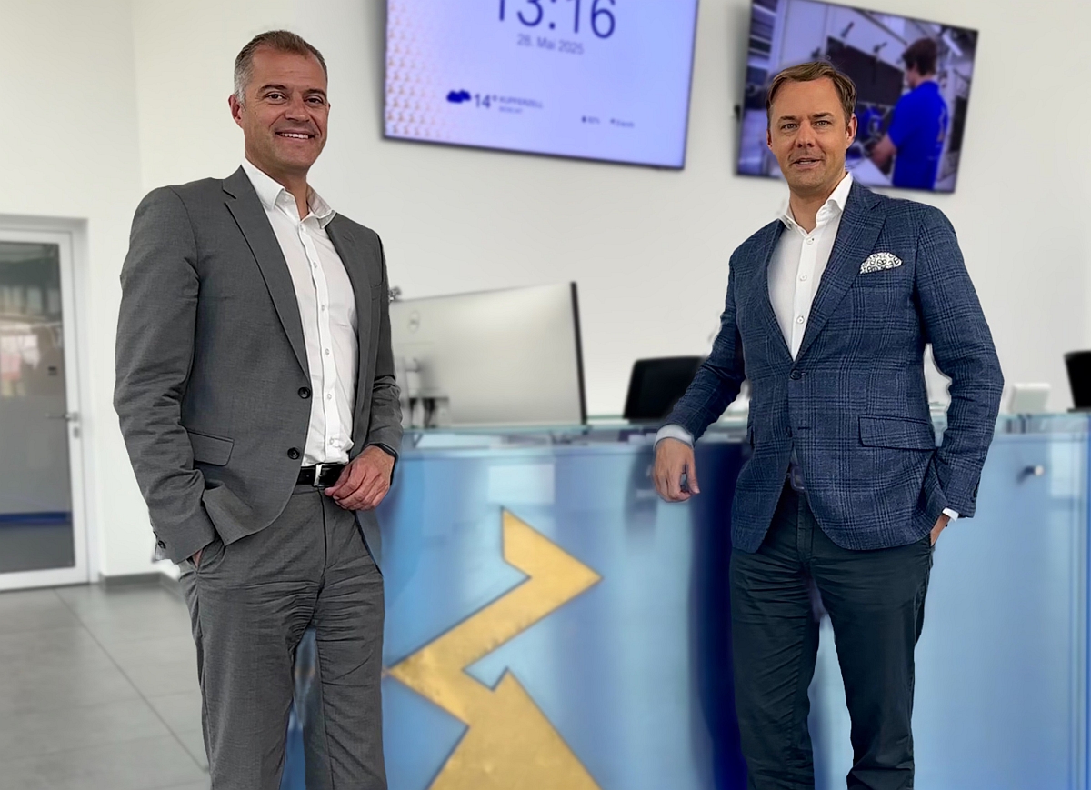 Joachim Ley mit Dr. Marco Henry Neumueller